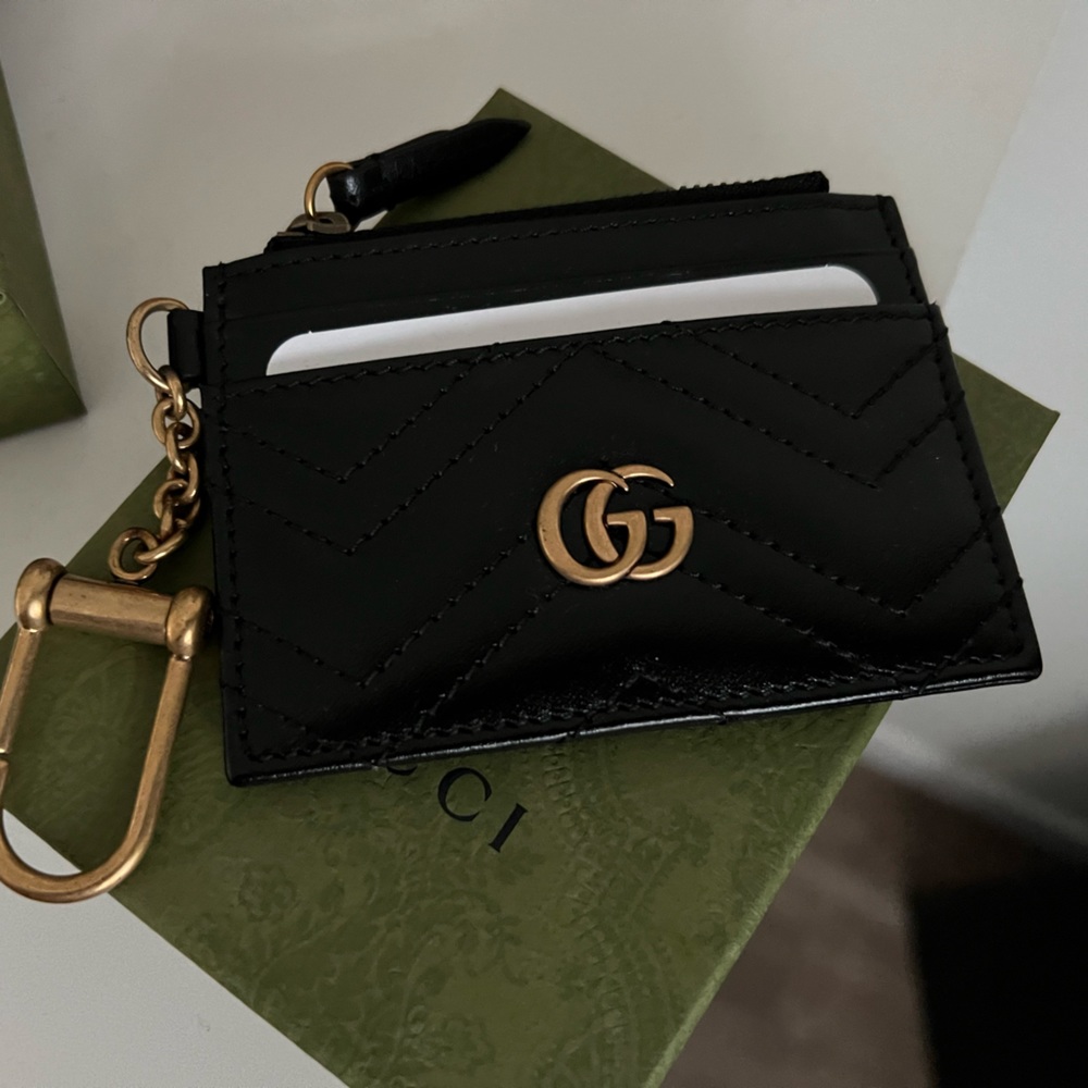 GG Marmont keychain wallet